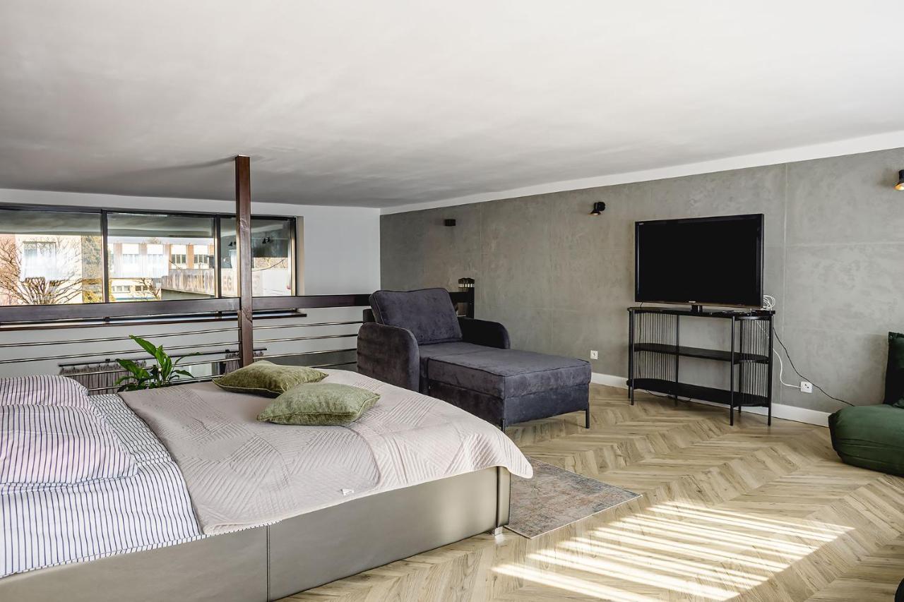 Apartament Dwupoziomowy Venus Częstochowa Екстериор снимка